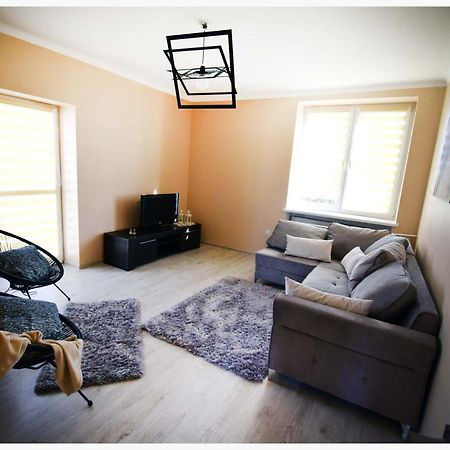 Color 24 Apartament II スタロバ・ボラ エクステリア 写真