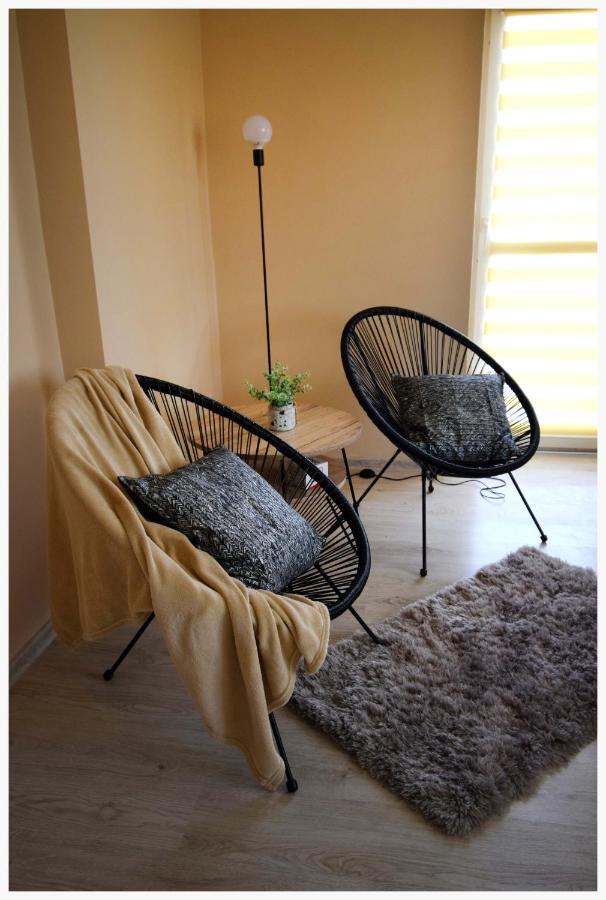 Color 24 Apartament II スタロバ・ボラ エクステリア 写真